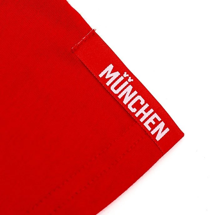 Disney Prix // Disney Store T-shirt Minnie Munich Pour Femmes 3 Disney Prix // Disney Store T-shirt Minnie Munich Pour Femmes – Image 3