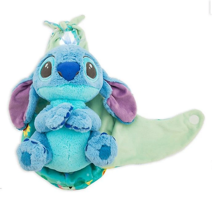 Disney Store // Disney Store Petite Peluche Stitch Emmaillotée 2 Disney Store // Disney Store Petite Peluche Stitch Emmaillotée – Image 2