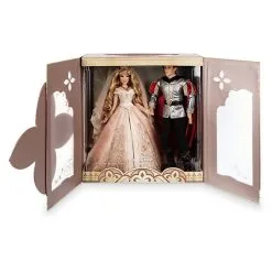 Disney Store France // Disney Store Coffret De Poupées En édition Limitée Aurore Et Prince Philippe -Pas Cher Déguisements Magasin disney store france disney store coffret de poupees en edition limitee aurore et prince philippe 316