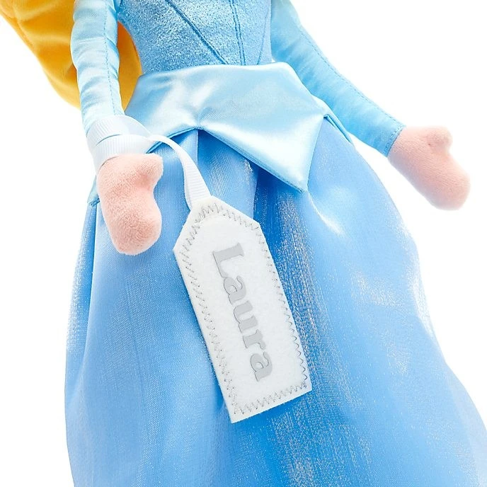 Disney Store France // Disney Store Poupée De Chiffon Aurore 60e Anniversaire, La Belle Au Bois Dormant 2 Disney Store France // Disney Store Poupée De Chiffon Aurore 60e Anniversaire, La Belle Au Bois Dormant – Image 2
